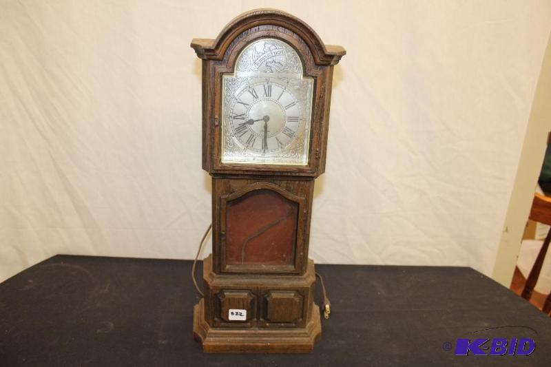 lot 322 image: Tempus Fugit Mini Grandfather Clock