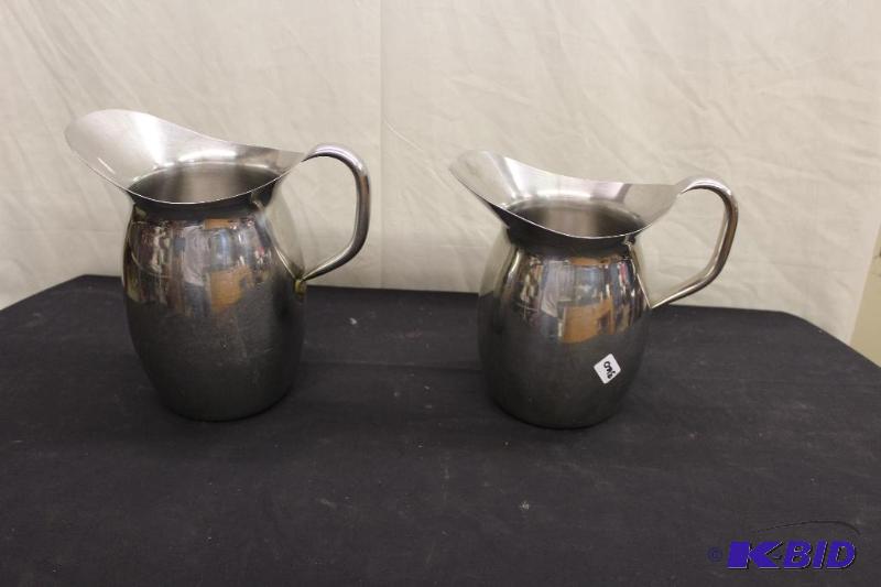 lot 360 image: Water Pitchers ...
