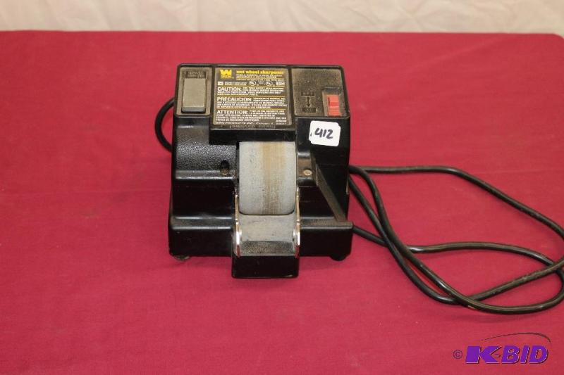 lot 412 image: Wet Wheel Knife Sharpener ...