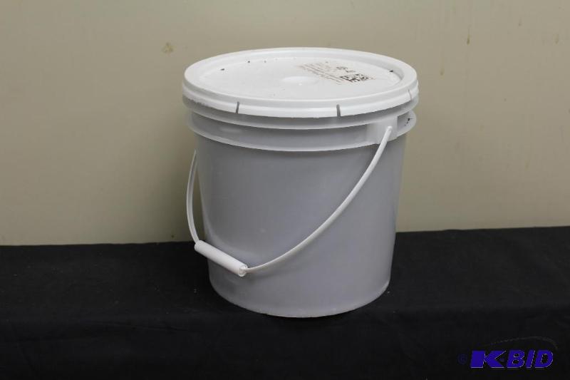 lot 451 image: Bucket of Bird Seed...