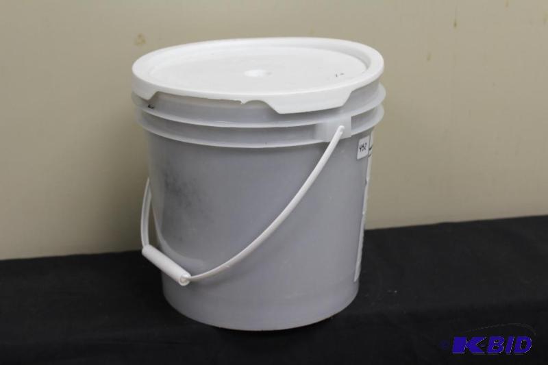 lot 452 image: Bucket of Bird Seed...