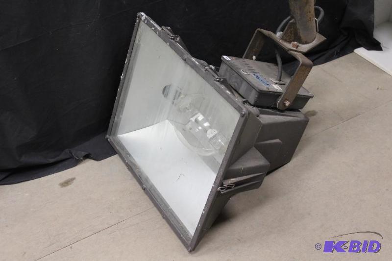 lot 456 image: Parking Lot Light 220v  Did not power on ...