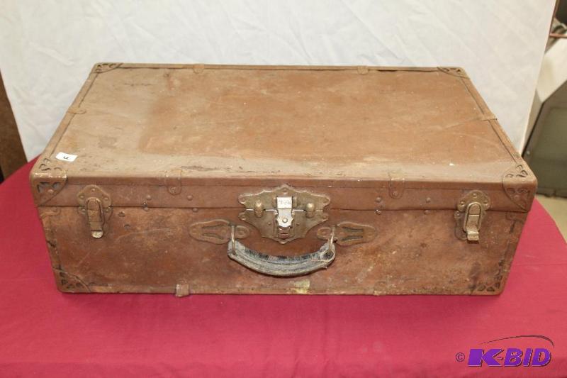 lot 6 image: Vintage Chest  Suit Case ...