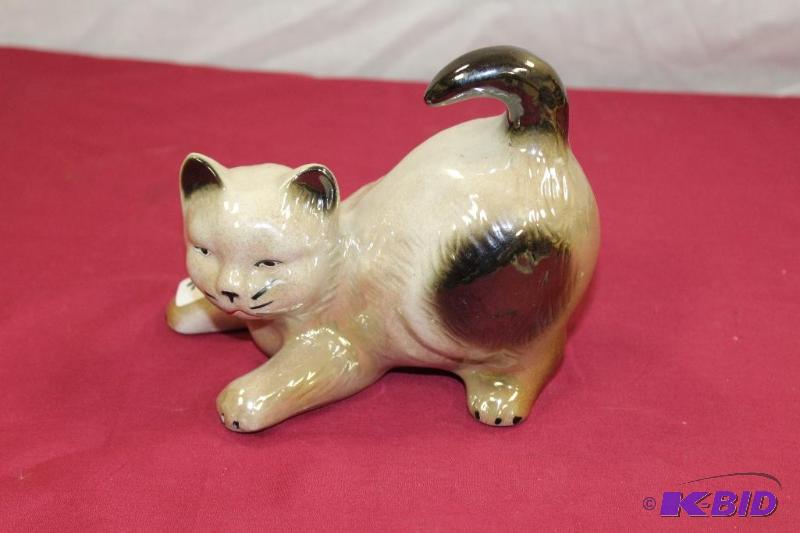 lot 98 image: 1970s Brazilian Porcelain Ceramic