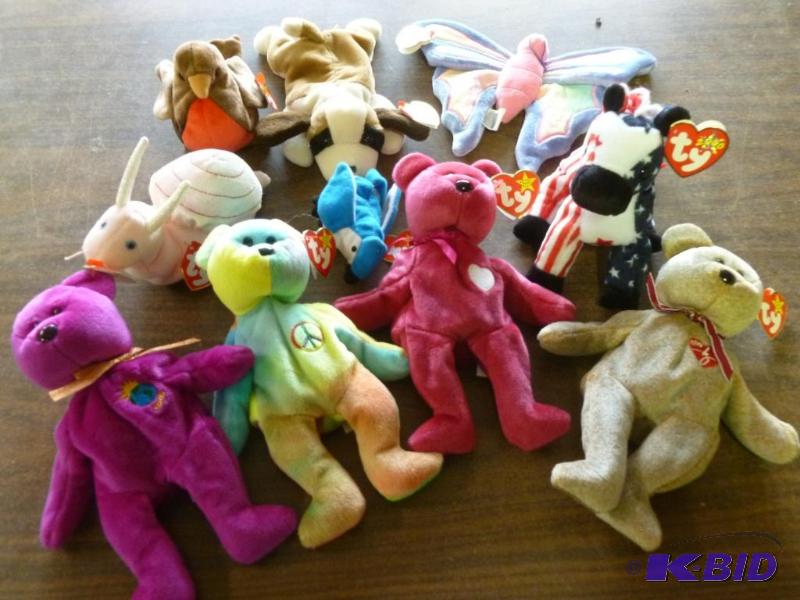 Lot of ten collectible Ty Beanie Babies, grea...