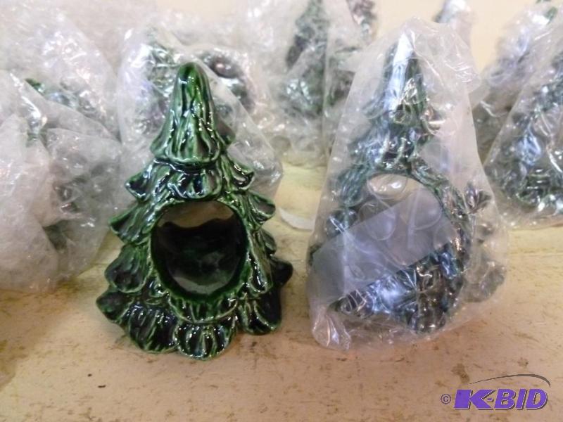 Lot of 24 nice custom made ceramic Christmas ...