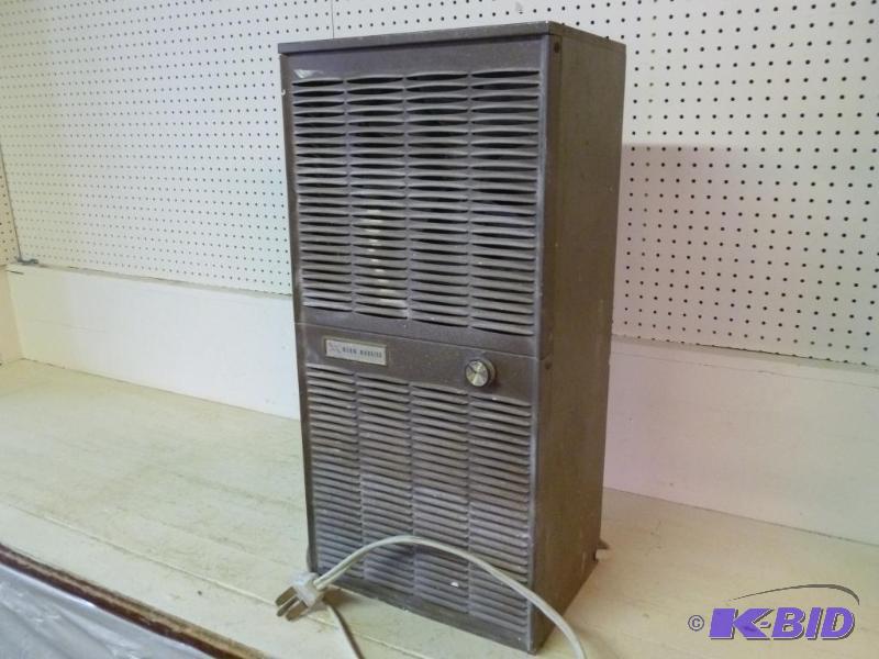 Locke Stove Co. - Warm Morning 240 volt elect...