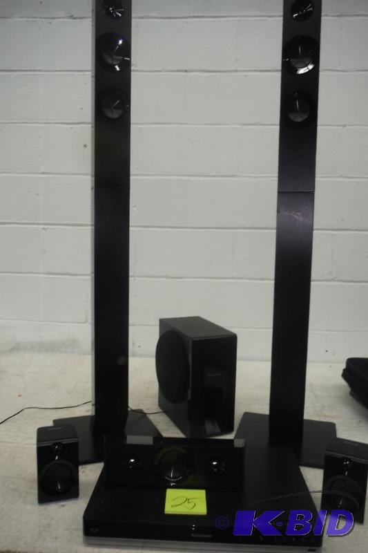 lot 25 image: Panasonic - 1000W 5.1-Ch. 3D  Smart Blu-ray Home Theater System - Black