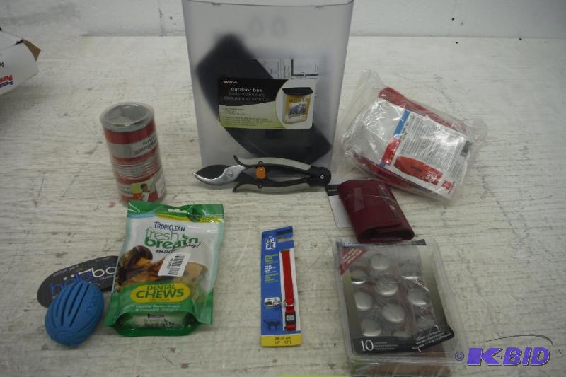 lot 9 image: Lot of 9 Items