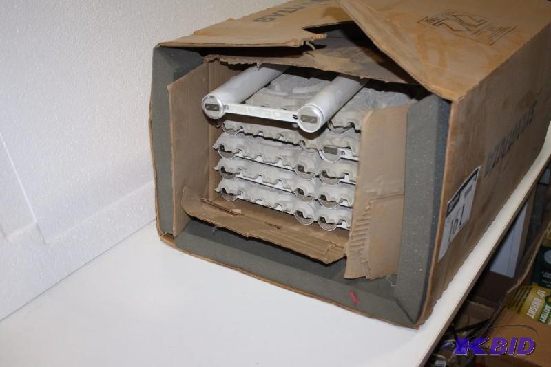 lot 161 image: Box Lot of U-Shaped Fluorescent Light Bulbs, app. 22 ct 19 x 13 x 24.