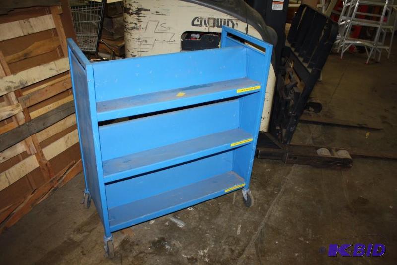lot 67 image: Metal Rolling Shelf w3 Shelves & Handles Blue 37 x 18 x 42.