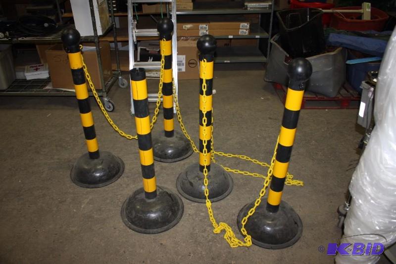 lot 91 image: Lot of (5) Safety Cones wChain Link Connectors YellowBlack 16 x 41.
