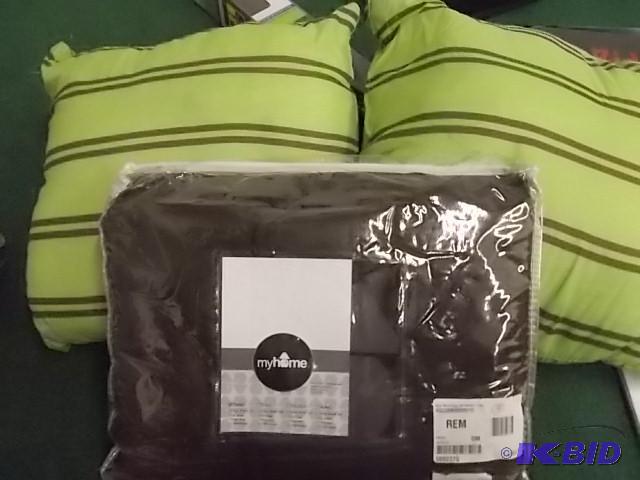 Twin Size 3-Piece Sheet Set (Brown) &amp 2-S...