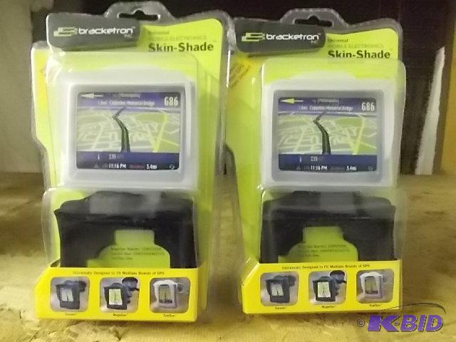 2-GPS Cases (Tom-Tom, Magellan, Garmin)...