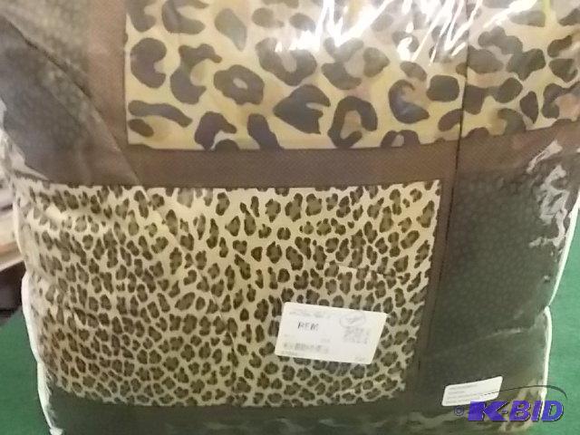 Senegal (Queen) Leopard 20-Piece Comforter Se...