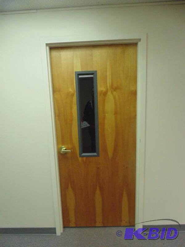 Solid Core Door w Window