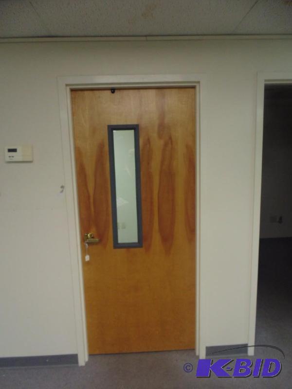 Solid Core Door w Window