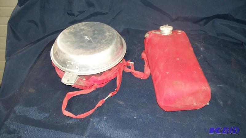 lot 12 image: Boy Scout canteen and cook set...