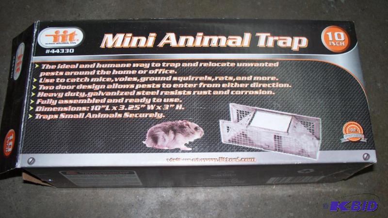 lot 25 image: Mini Animal Trap...