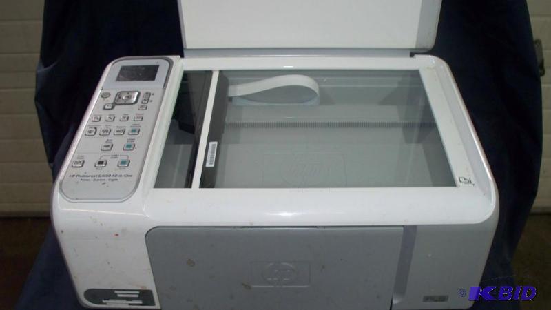 lot 30 image: HP printer...