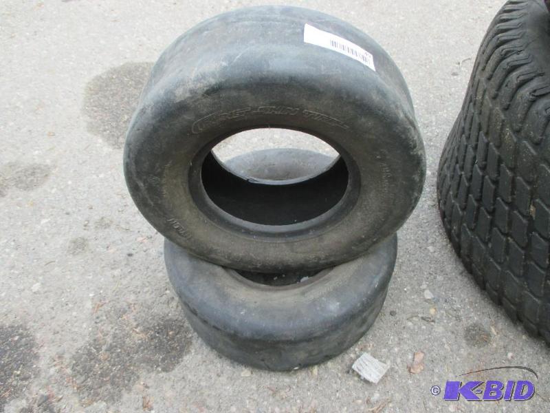 lot 49 image: 2 Cheng shin 13x5.00-6 tires...