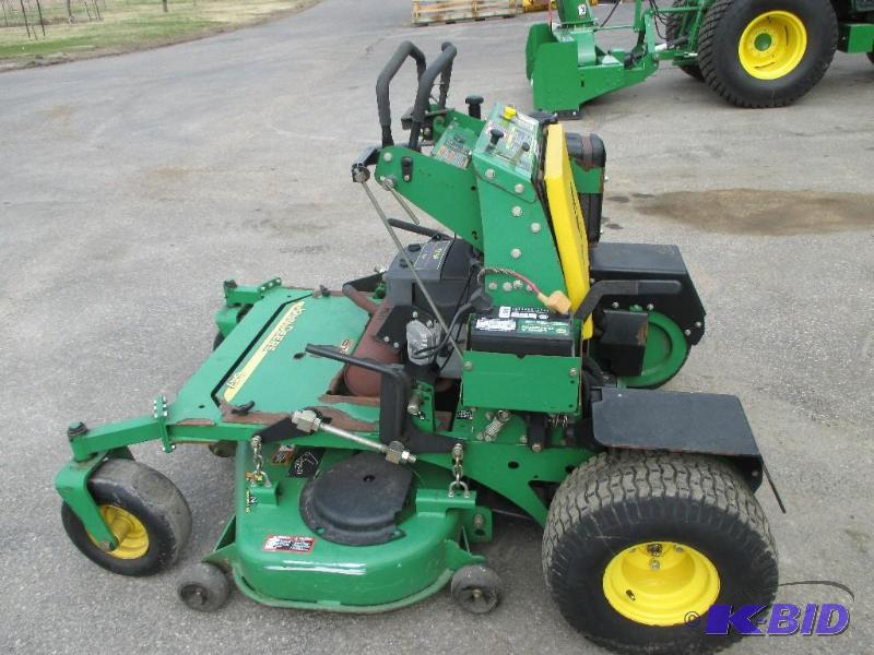 John Deere 647 Stand on mower, 48" deck,... Landscaper & Lawn Care
