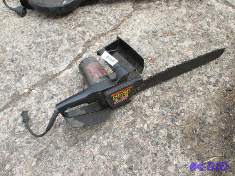 lot 59 image: Electric chainsaw...