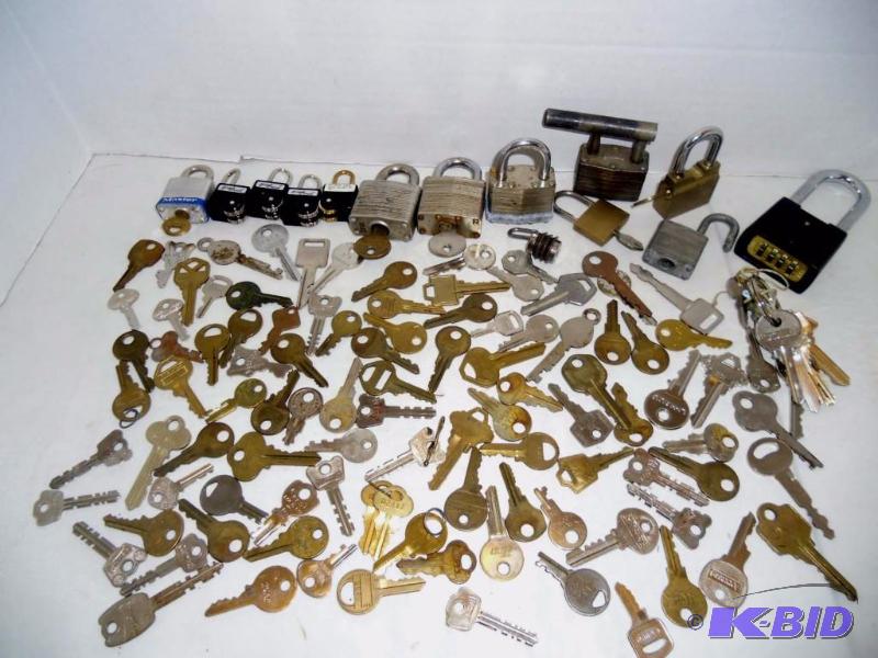 lot 17 image: Lots of Keys and a Few Locks - Yale, Cole, Master, Presto Crafters, Collectors