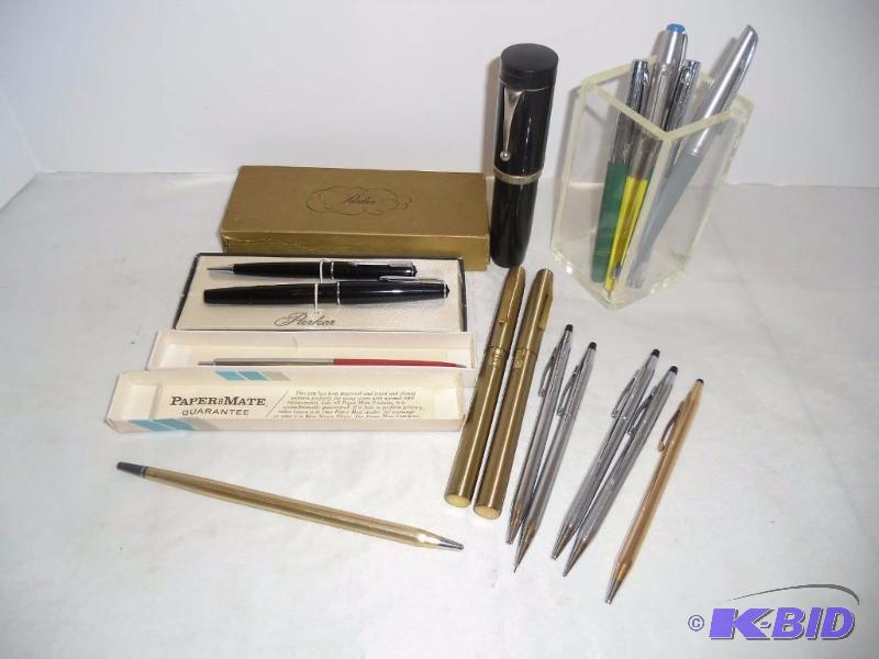 lot 26 image: Collection of Writing Pens  Cross, Parker, Papermate Pens  Fountain Pens 
