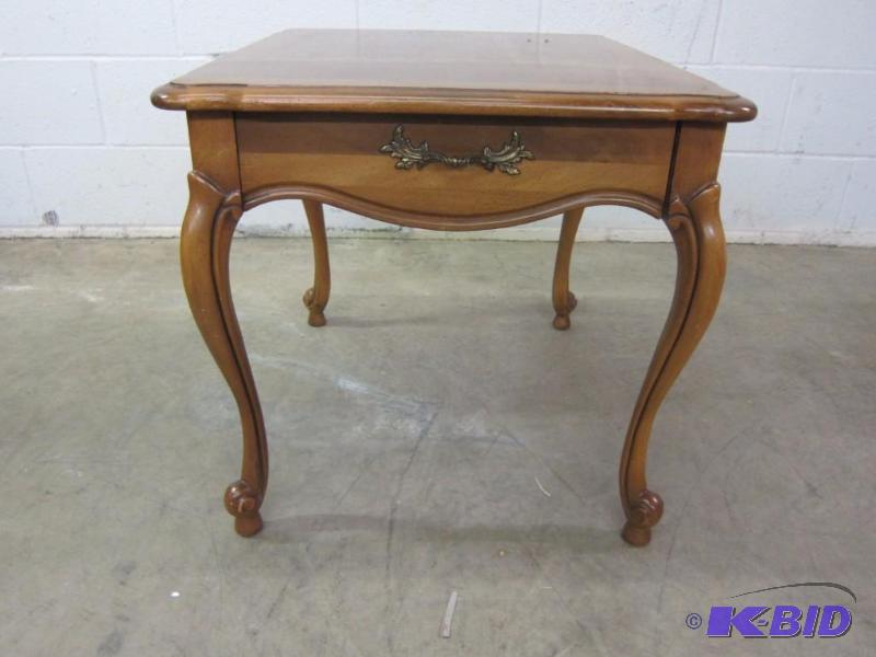 Accent Table