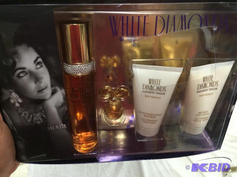 white diamonds perfume and lotion