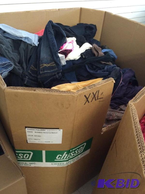 500 pieces of clean used clothing  bin not included