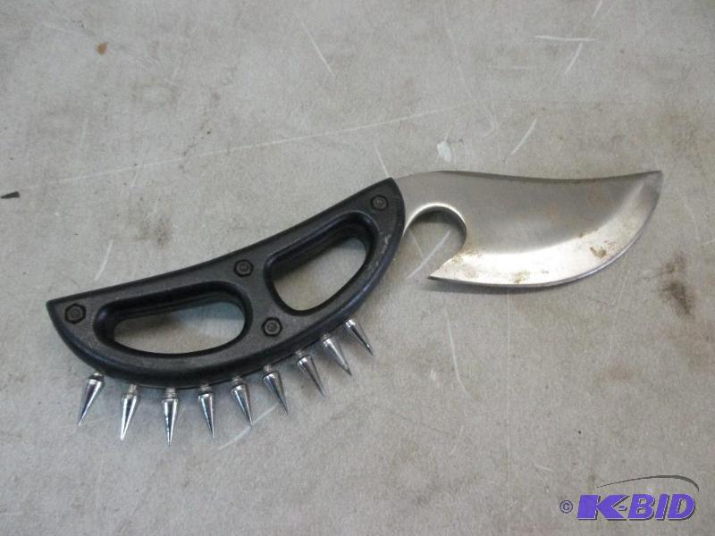 lot 111 image: Pakistan Knife...