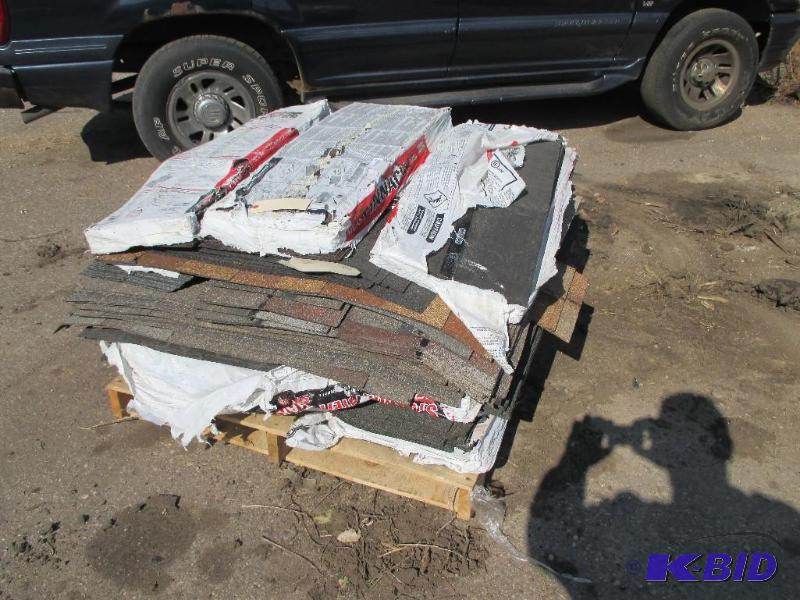 lot 12 image: Pallet of misc ridge cap, 18 bundles  or -...