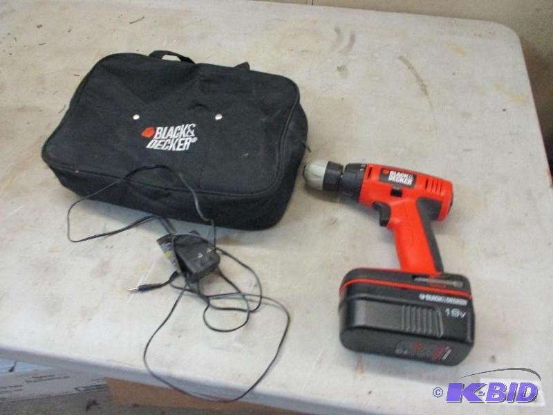 lot 70 image: Black & Decker drill...