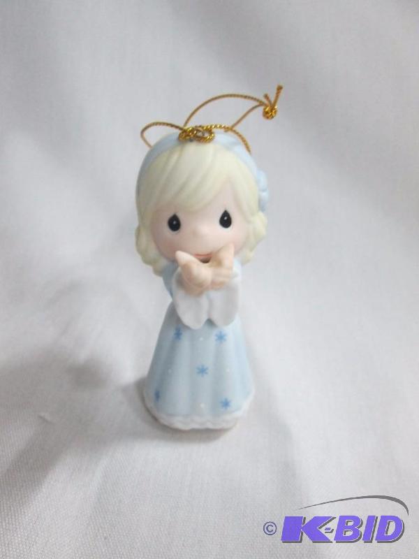 lot 14 image: Precious Moment Figurine