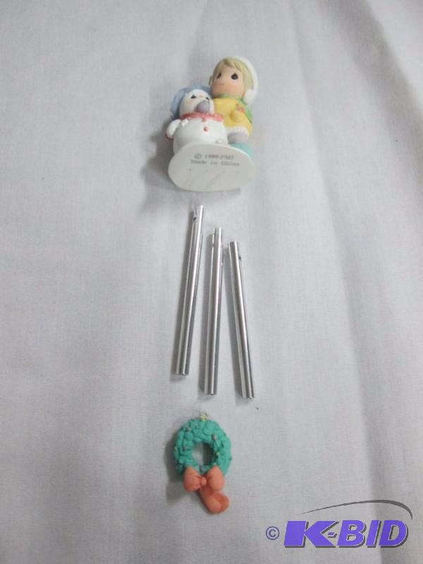 lot 32 image: Precious Moment Windchime