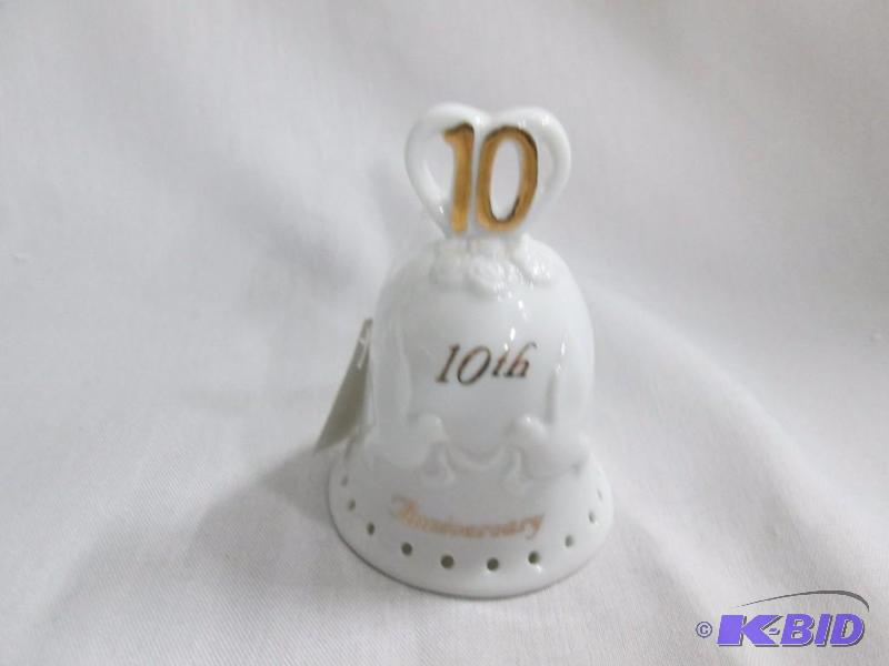 lot 37 image: Anniversary Bell