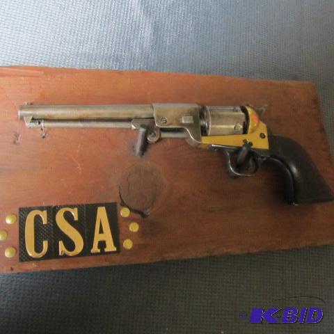 lot 13 image: Navy Arms Black Powder