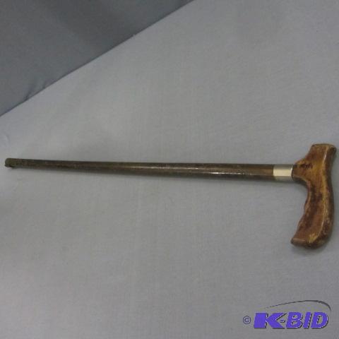 lot 202 image: Vintage Cane, Hidden Compartment