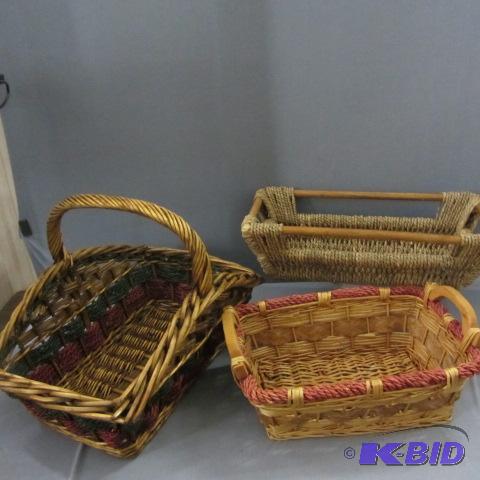 lot 262 image: Gathering Baskets
