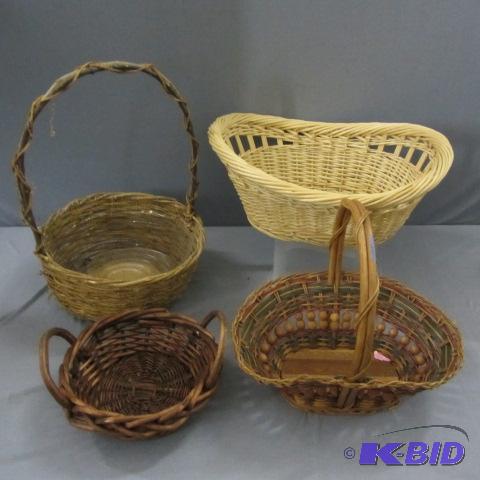 lot 263 image: Baskets