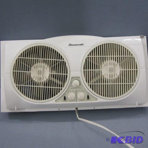 lot 269 image: Duracraft Window Fan