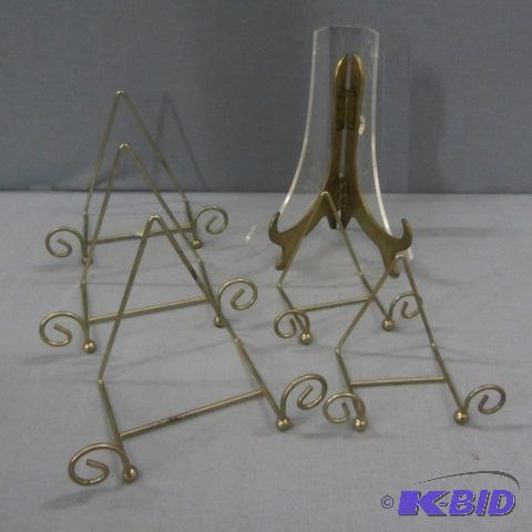 lot 272 image: Plate Display Stands