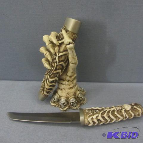 lot 33 image: Katana Stainless Knife