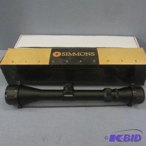 lot 50 image: Simmons Rifle Scope
