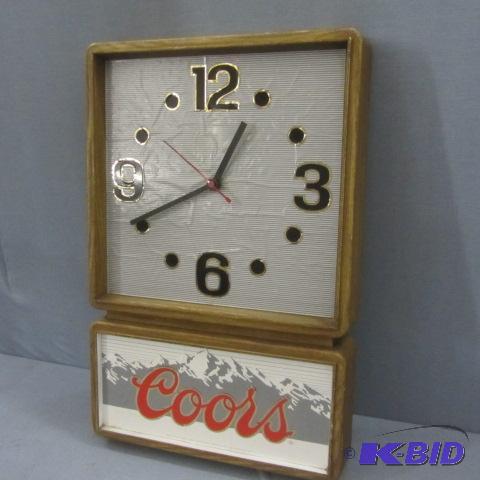 lot 54 image: Coors Clock