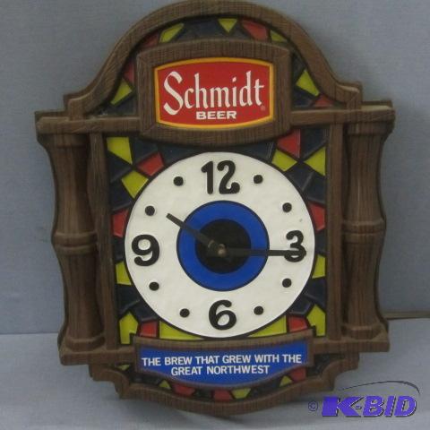 lot 55 image: Schmidt Beer Clock