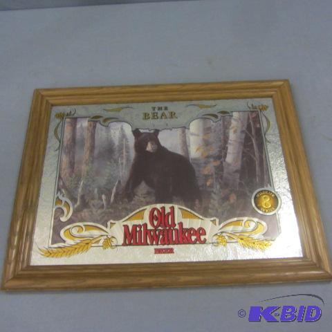 lot 63 image: Old Milwaukee Bear