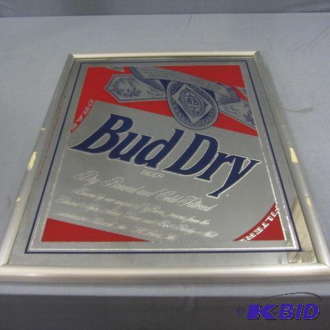 lot 65 image: Budweiser Beer Mirror